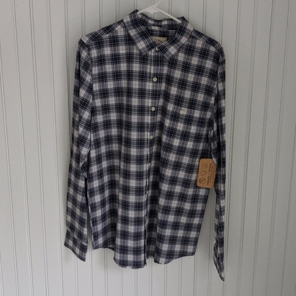 Plaid buttondown